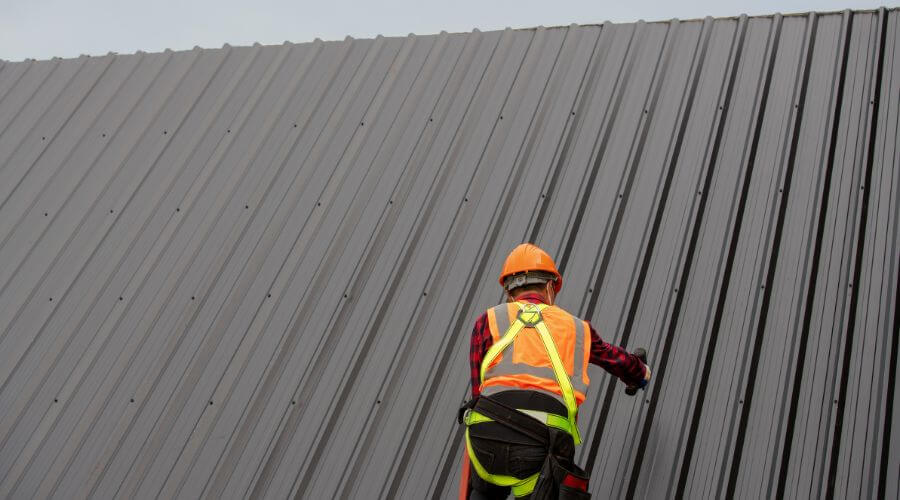 Professional gutter cleaning in Hardaway, AL